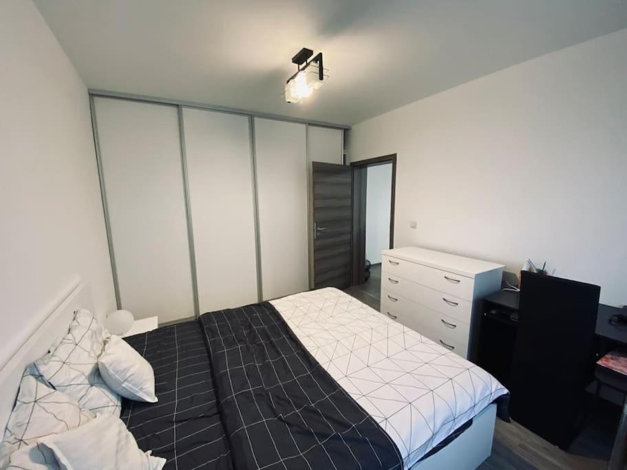 Apartament 2 Camere Modern Si Confortabil Giroc Buitenkant foto